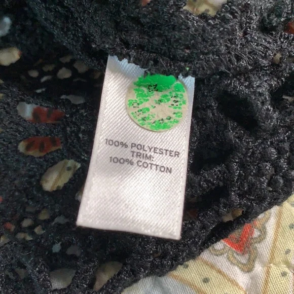 Hinge crocheted floral black top M - Picture 9 of 11